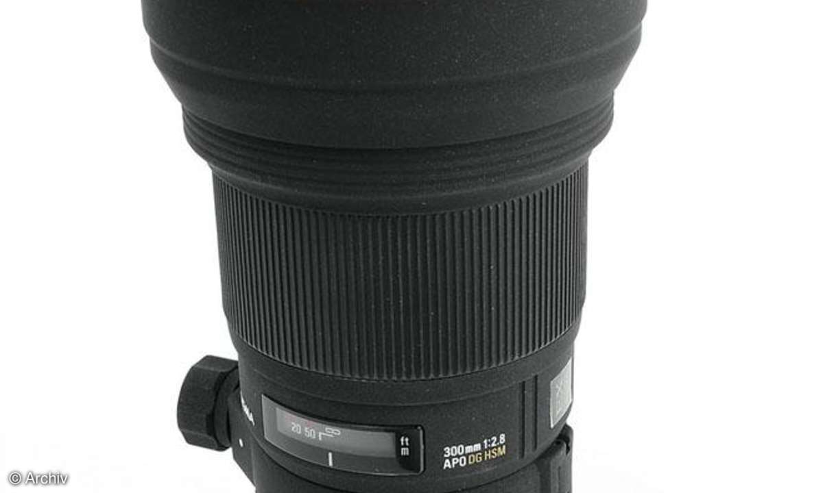 Sigma EX 2,8/300 mm DG HSM Seitenansicht