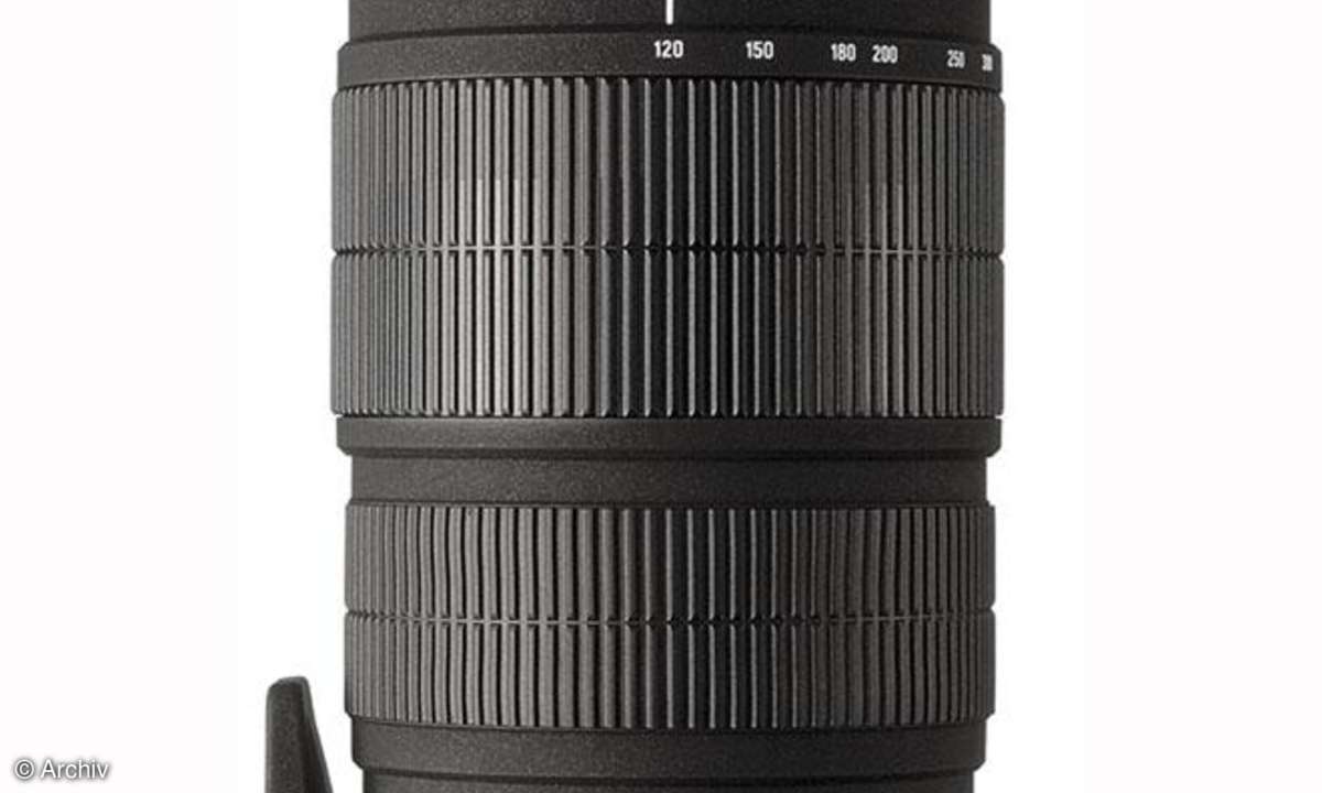 Sigma EX 2,8/120-300 mm DG APO HSM IF