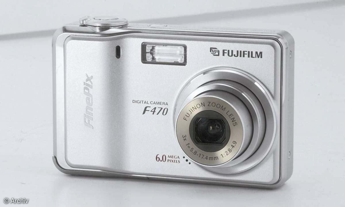 Fujifilm FinePix F470 Vorderseite