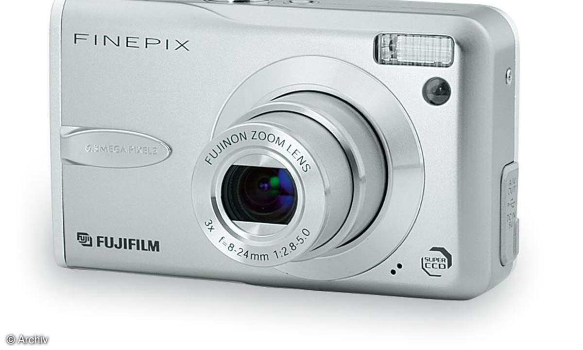 Fujifilm Finepix F30 Vorderseite