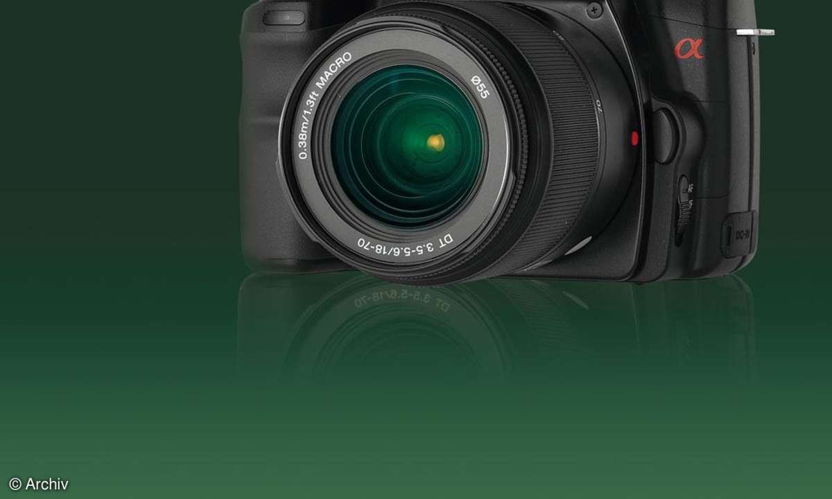 Sony Alpha 100 Vorderseite