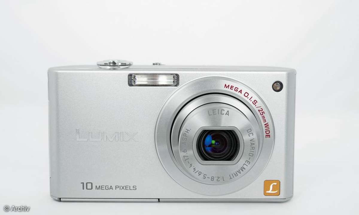 Panasonic Lumix DMC-FX35 front