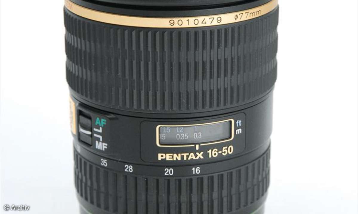 Pentax SMC-DA* 2,8/16-50 mm ED AL IF SDM an Pentax K20D