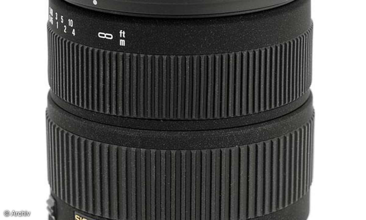 Sigma 3,5-6,3/18-200 mm DC OS Vorderansicht