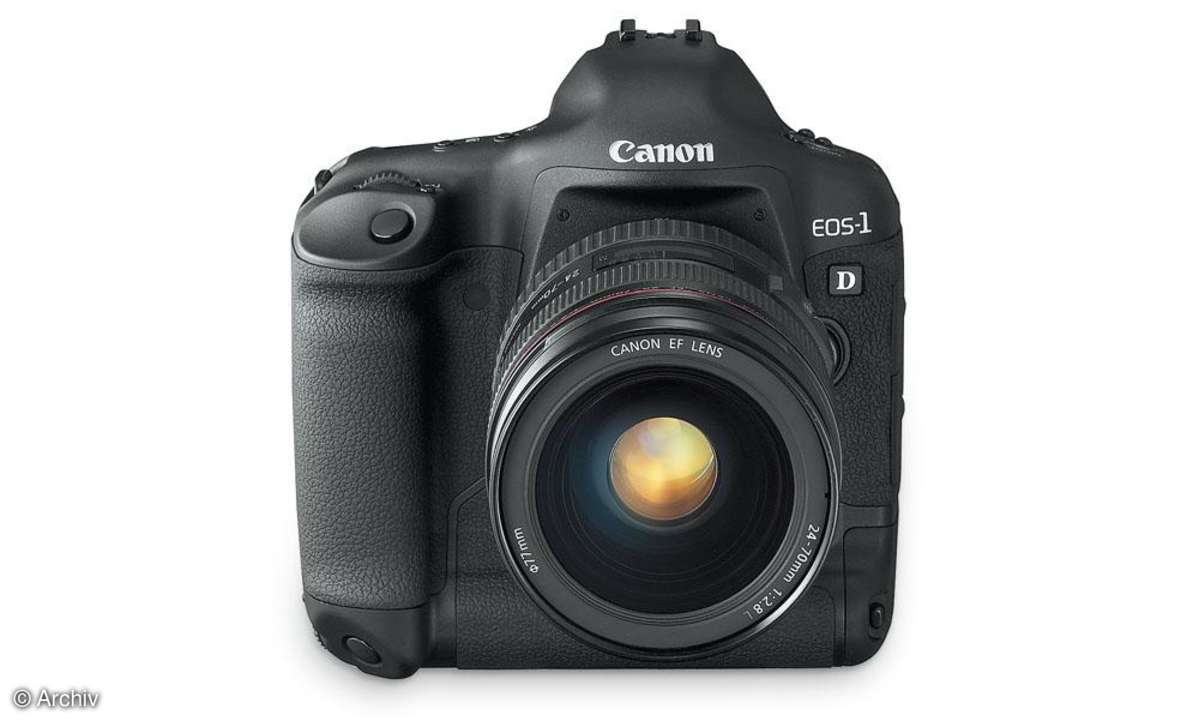 Canon EOS-1D Mark II N Vorderansicht