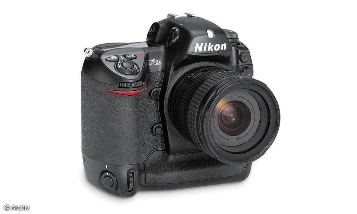 Nikon D2Xs Vorderseite