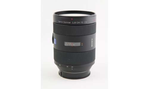 colorfoto.de Zeiss Vario-Sonnar T* 2,8/ 24-70 mm ZA SSM an Sony Alpha ...