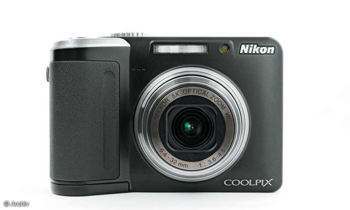 Nikon Coolpix P60 Vorderseite