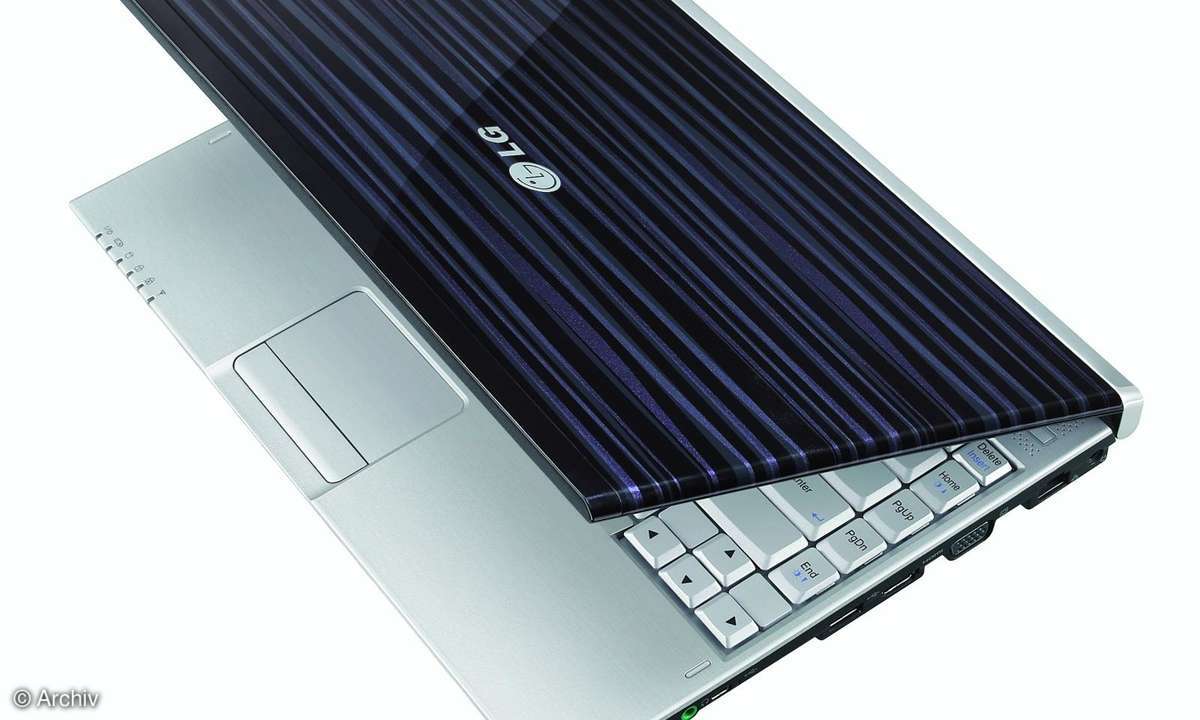 LG P300