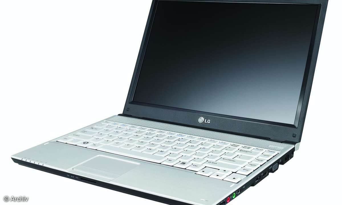 LG P300
