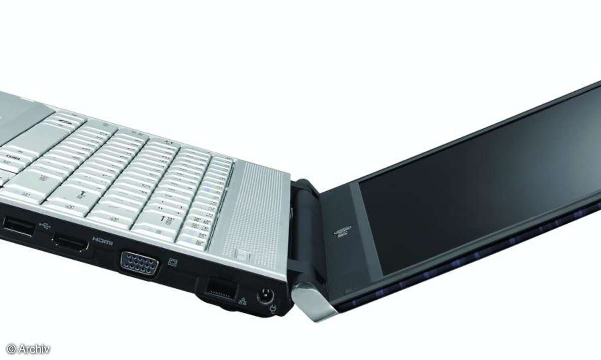 LG P300
