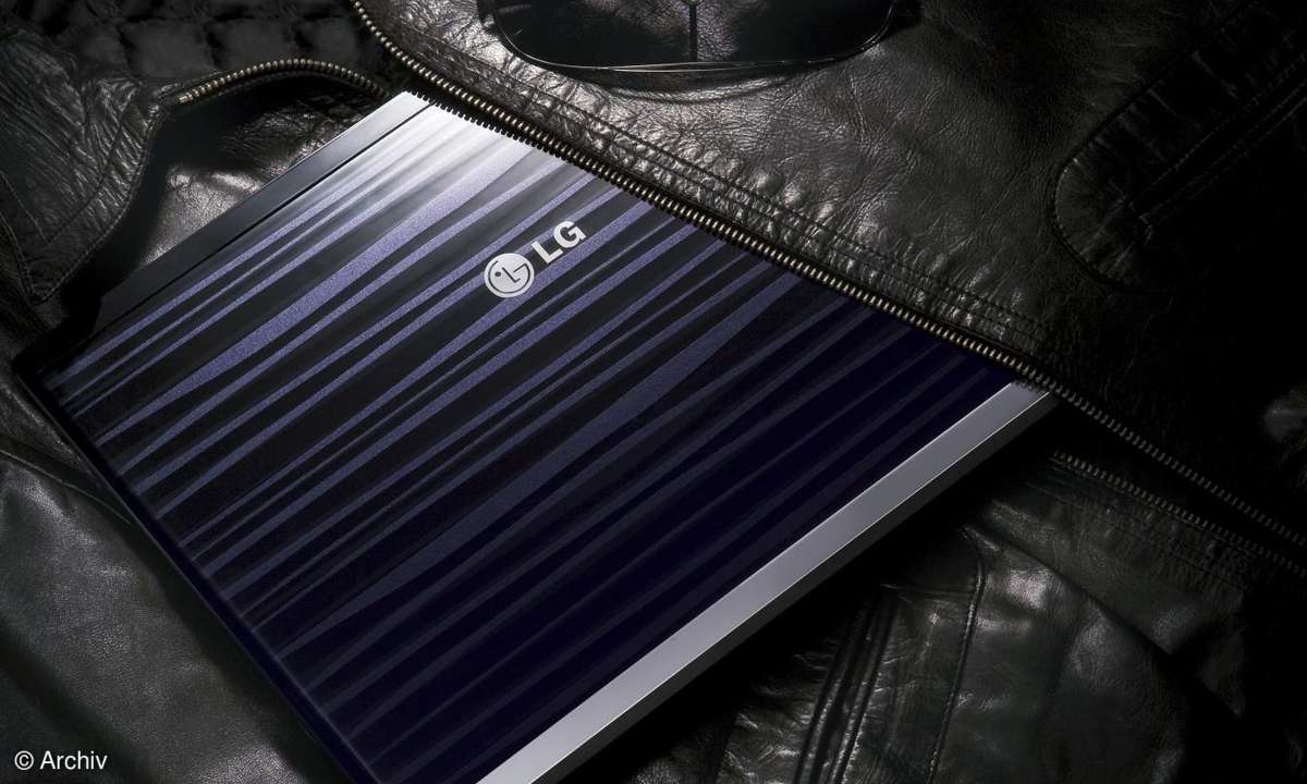 LG P300