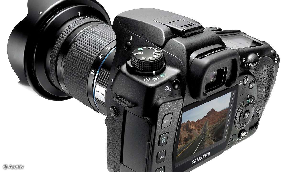 Samsung GX-20 DSLR