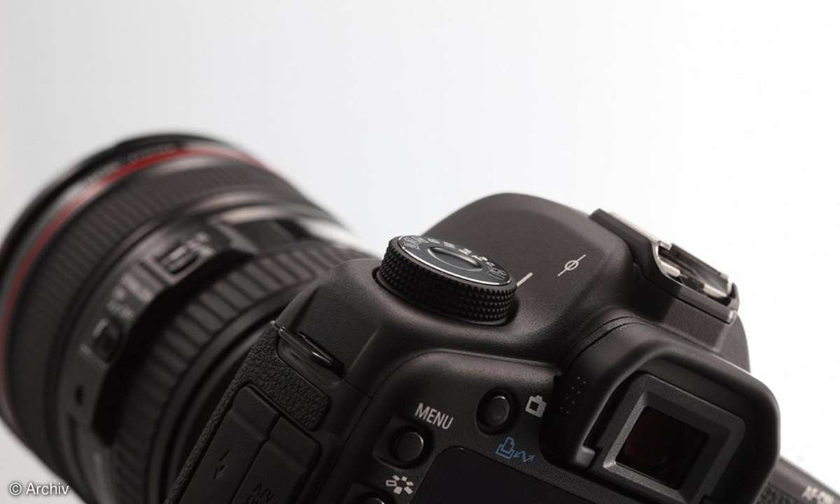 Canon bringt EOS 5D Mark II mit 21 Megapixeln und HD-Filmen