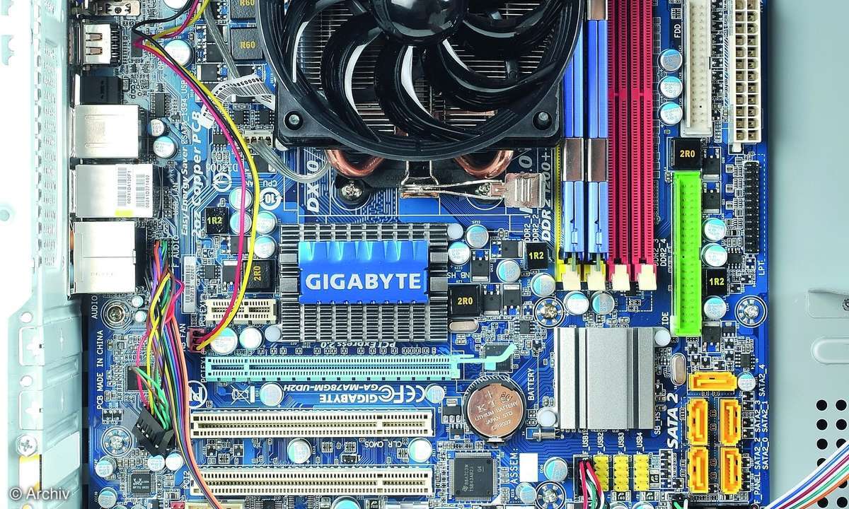 PC Komponente Gehäuse Mainboard CPU
