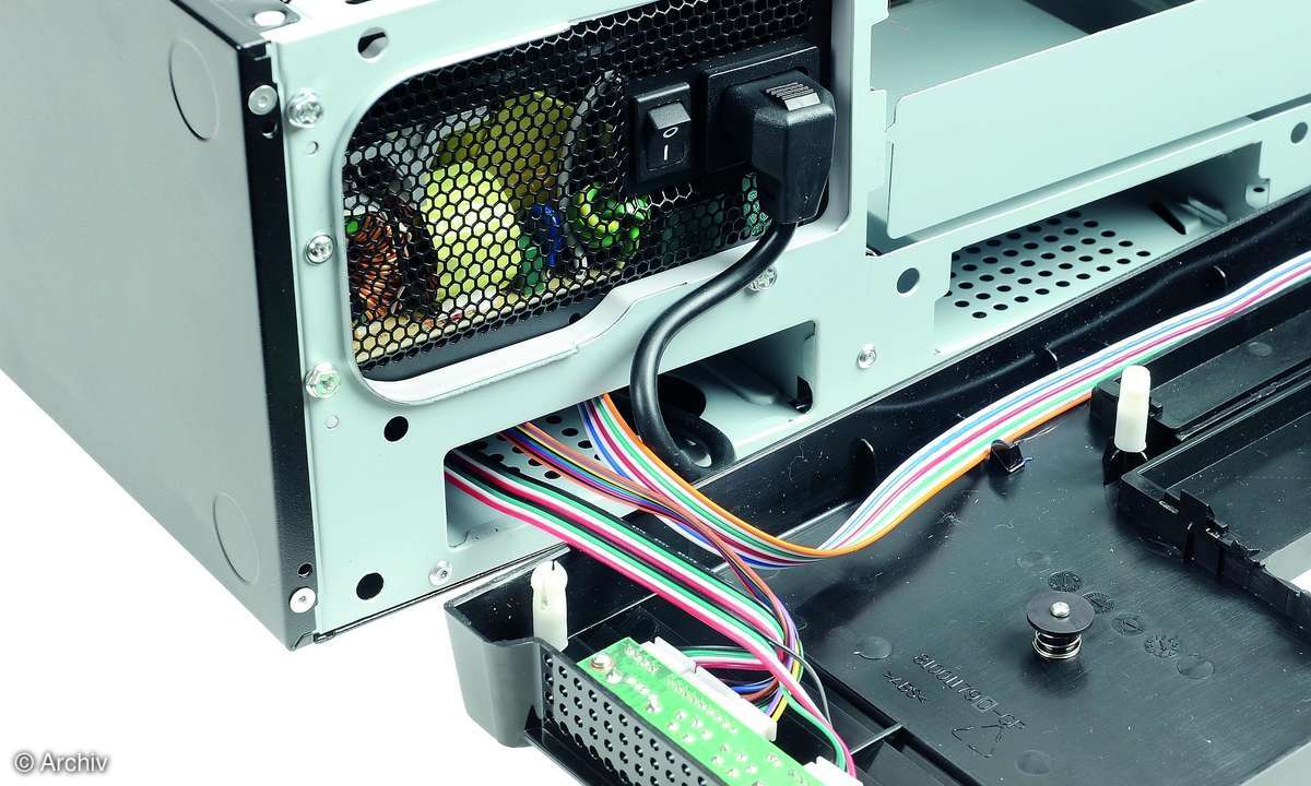 PC Komponente Gehäuse Mainboard CPU