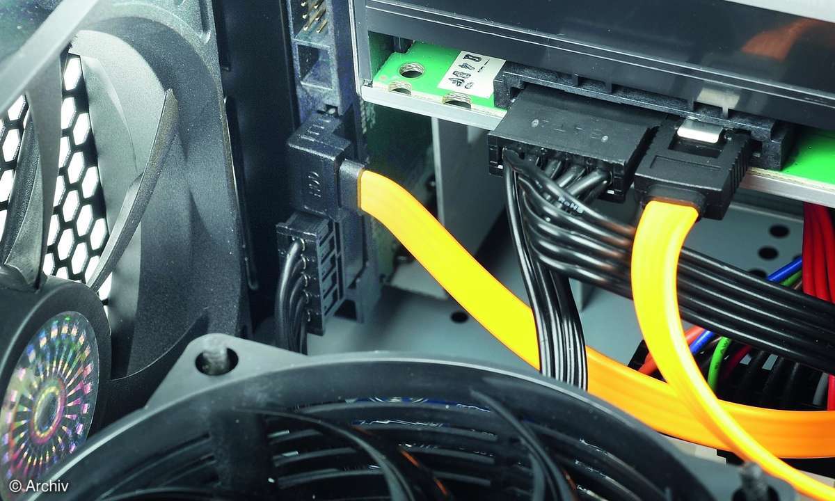 PC Komponente Gehäuse Mainboard CPU