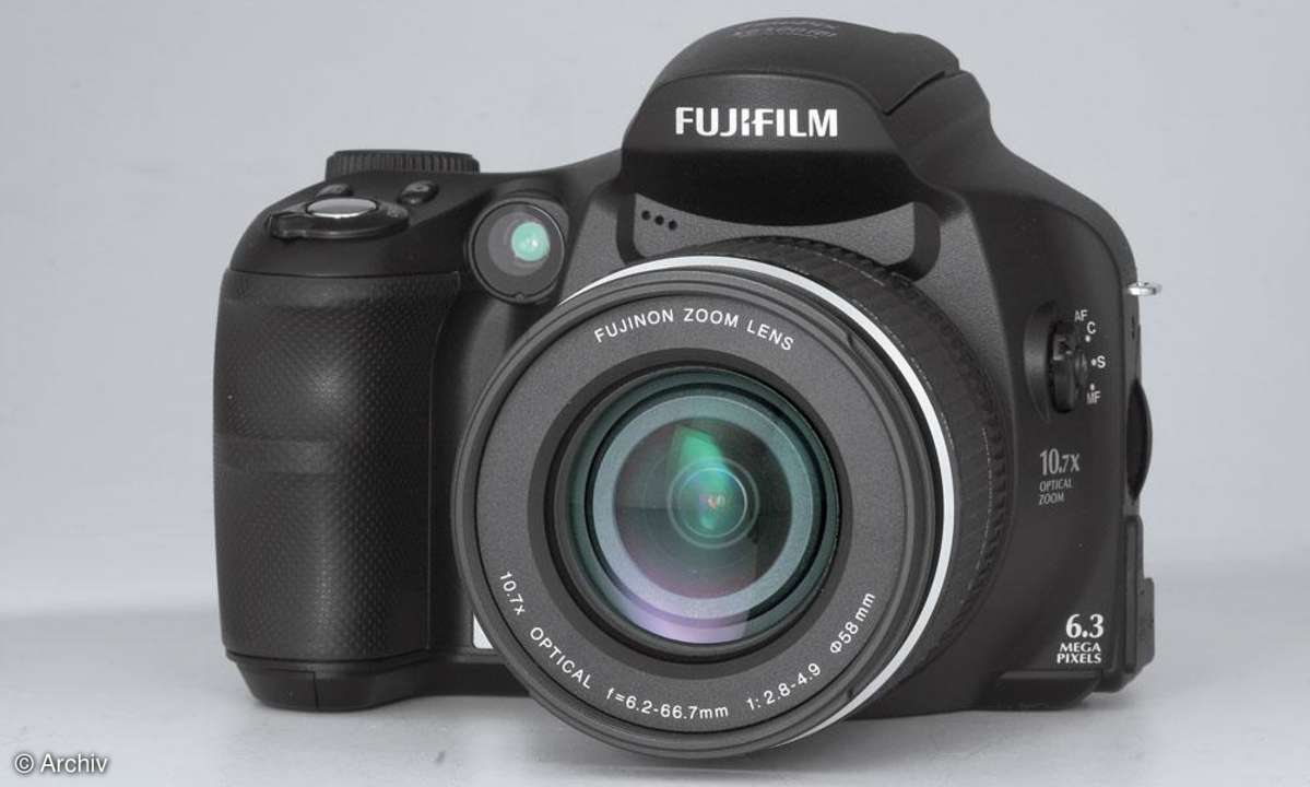 Fujifilm Finepix S6500fd Vorderseite