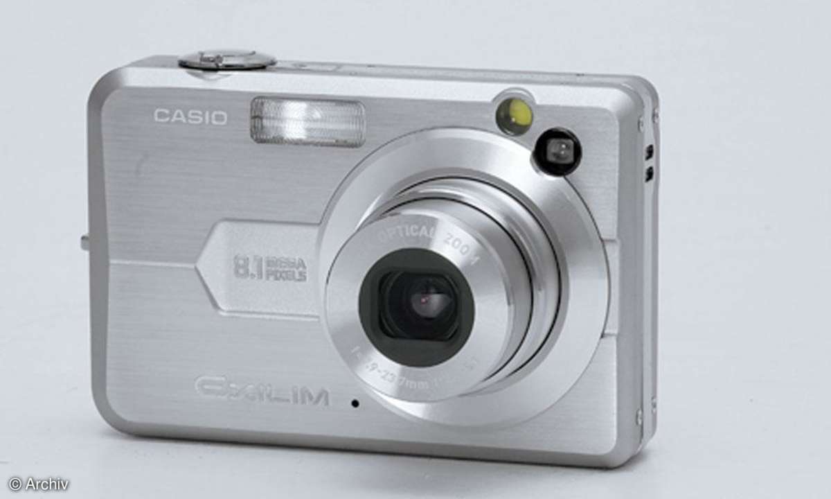 Colorfoto.de Casio Exilim EXZ850 connectliving