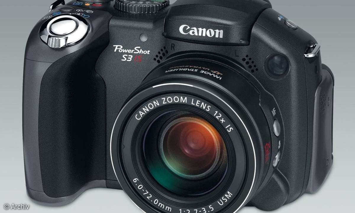Canon PowerShot S3IS Vorderseite