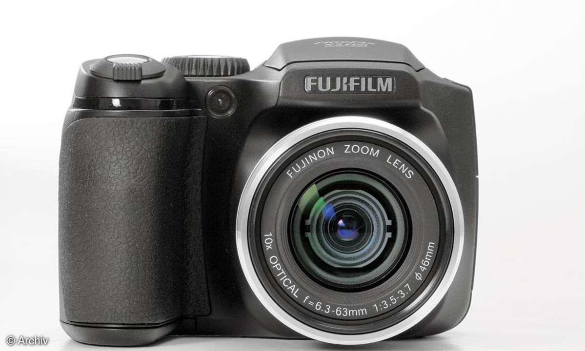 Fujifilm Finepix S5700 frontal
