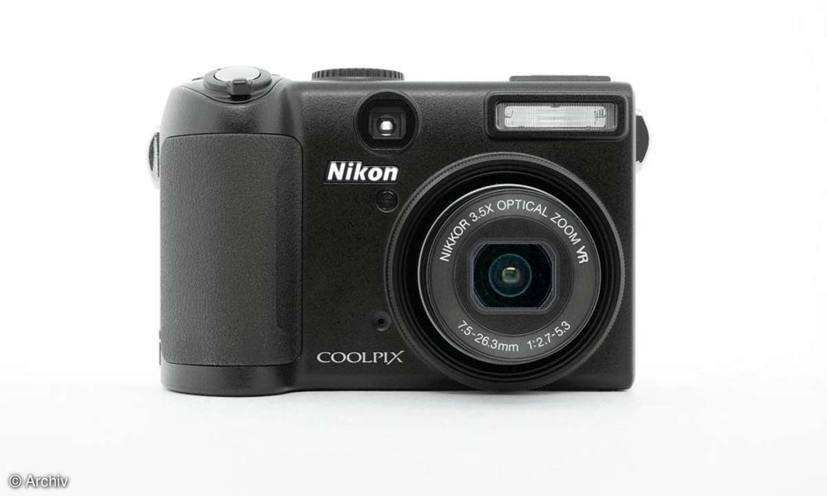 Nikon Coolpix P5100 Vorderseite