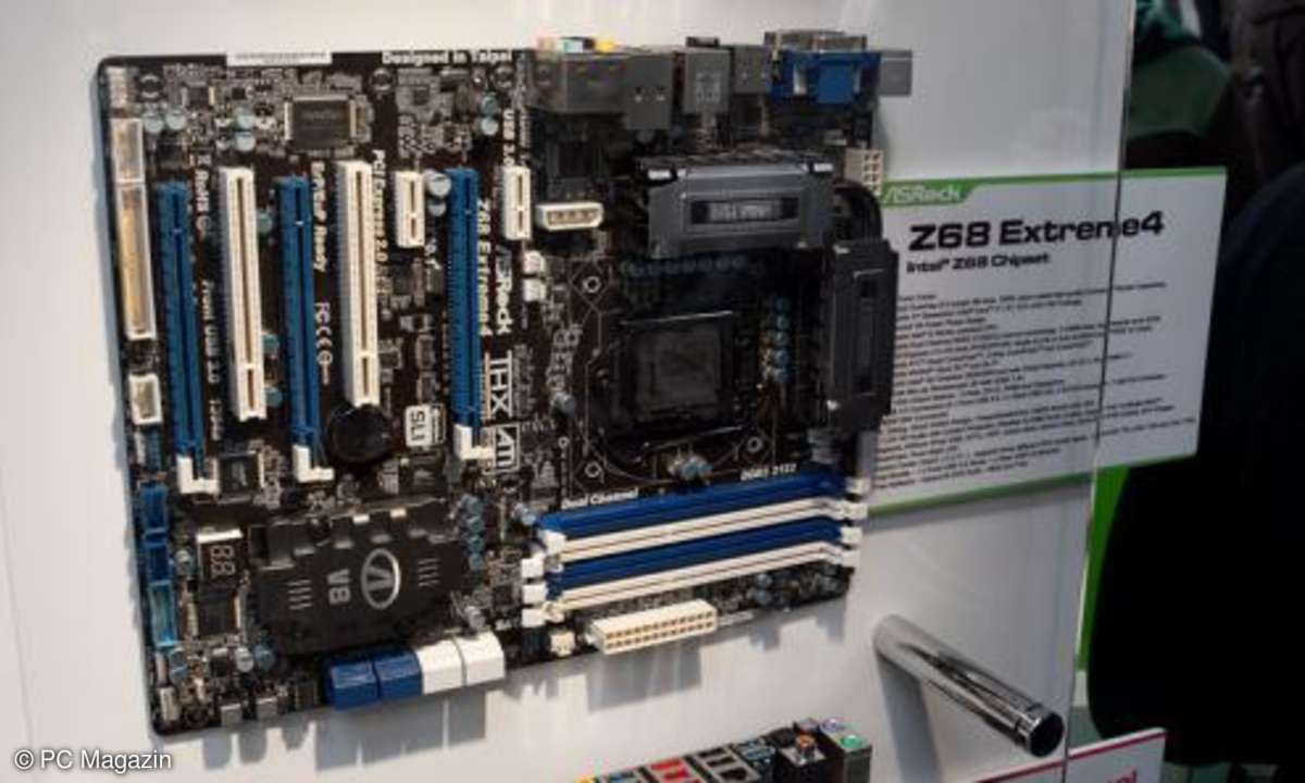ASRock  Z68 Extreme4