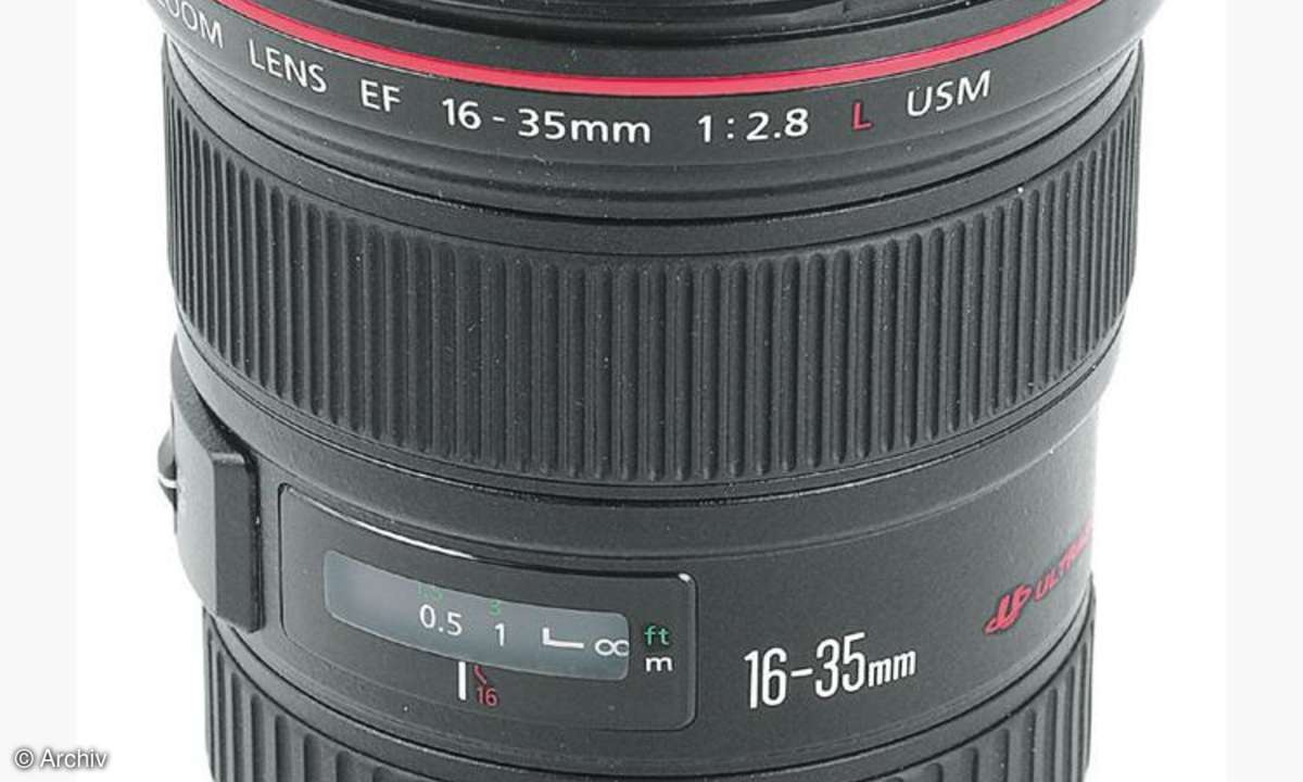EF 2,8/16-35 mm L II USM an Canon EOS 450D