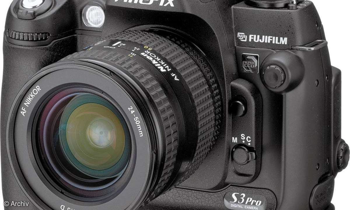 Fujifilm Finepix S3 Pro Vorderseite