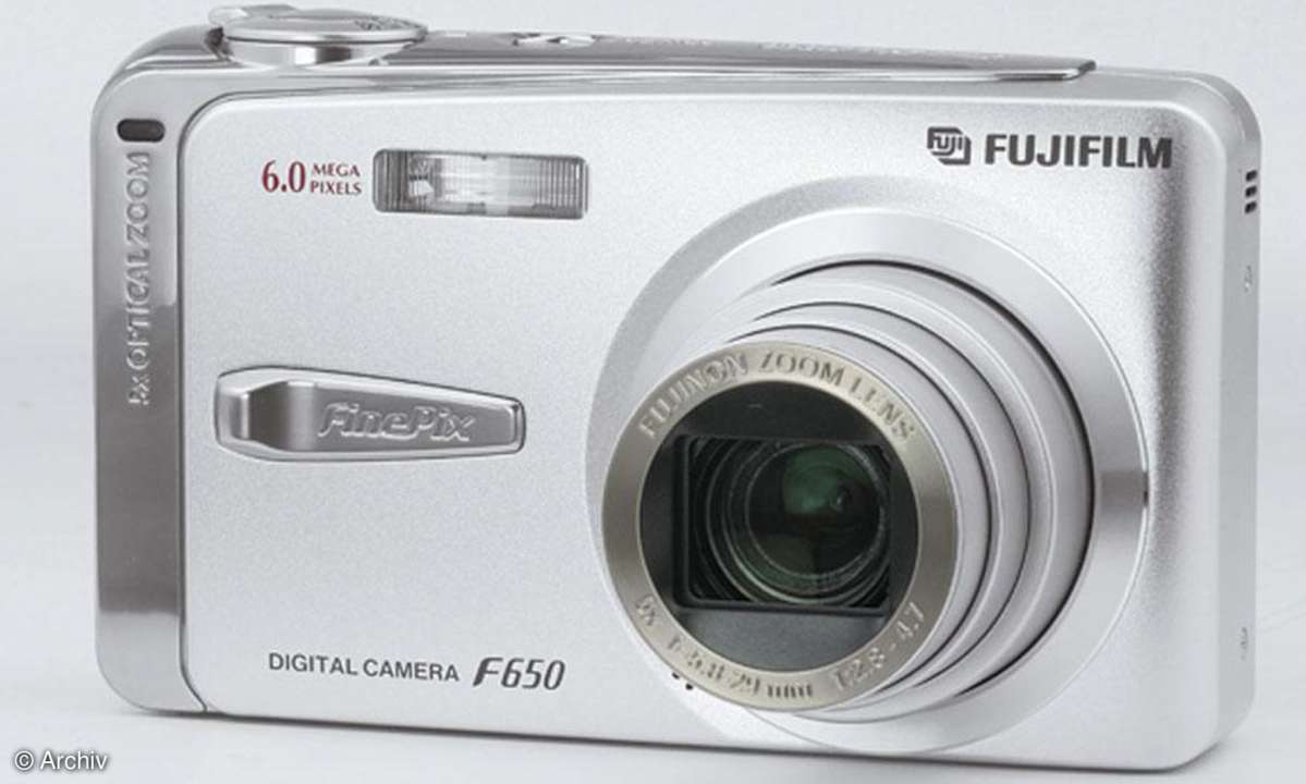 Fuji Finepix F650 Vorderseite
