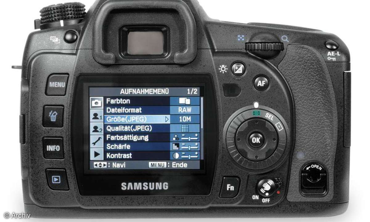 Samsung GX-10  Rückseite