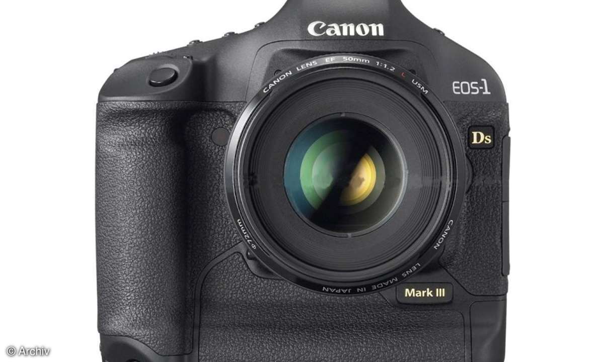 Canon EOS 1Ds Mark III Vorderansicht