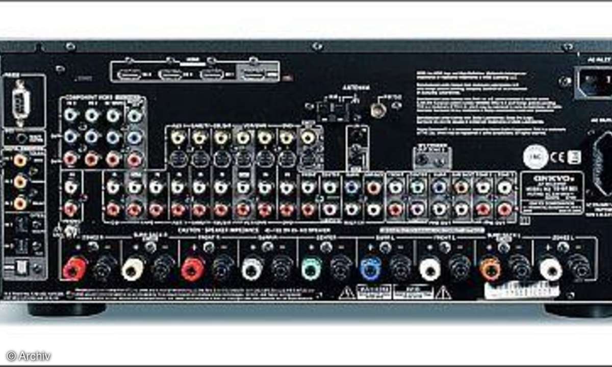 Rückansicht des Onkyo TX-SR 805