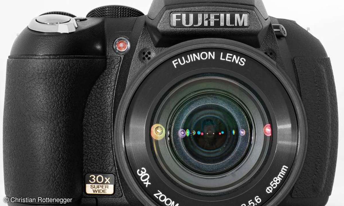 Fujifilm Finepix HS10 Frontansicht