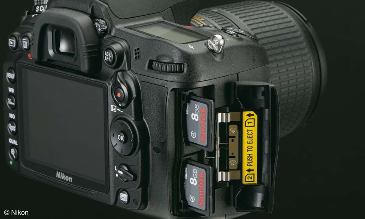 Nikon D7000