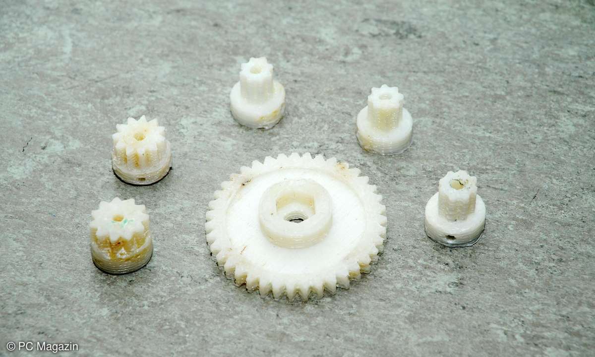 3D-Drucke des "RepRap Mendel" aus dem PC-Magazin-Labor