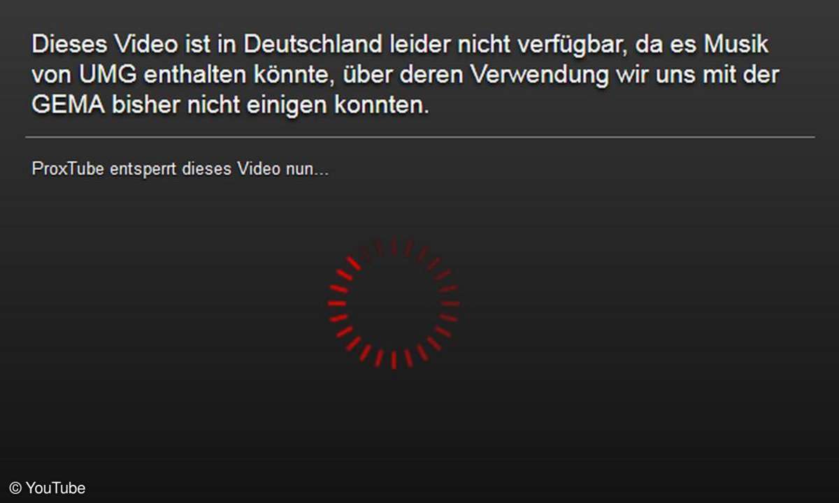 Die Vorgehensweise ist dabei denkbar einfach: Steuert man ein Video an, dass mit einer Ländersperre belegt ist, aktiviert sich das Add-On automatisch und sucht sich einen amerikanischen Proxy. So wird das Video entsperrt. Nach dem Laden des Clips ...