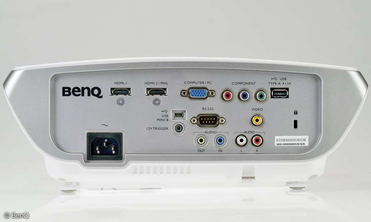 BenQ W1350 Anschlüsse