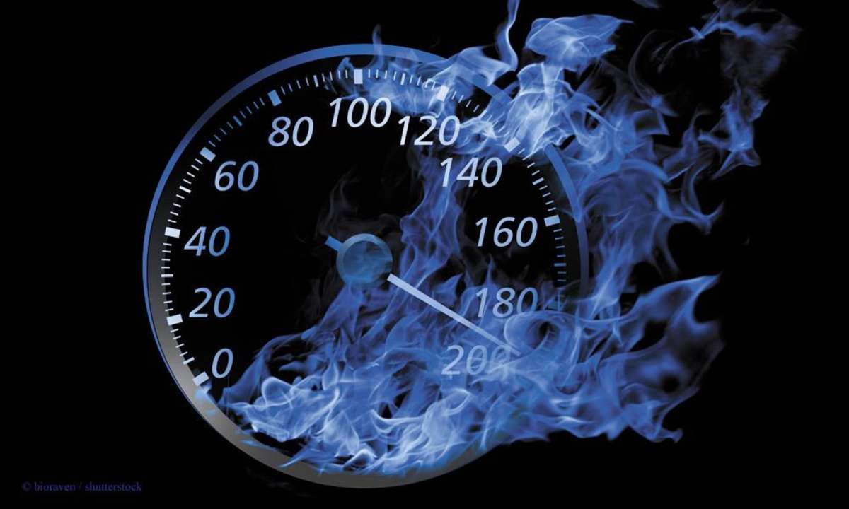 Tachometer - Übertakten Symbolbild