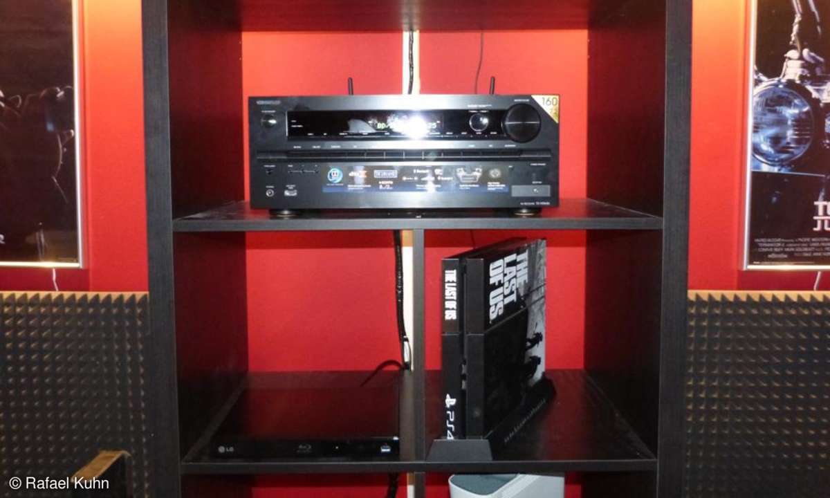 Frontansicht des Onkyo TX-NR646