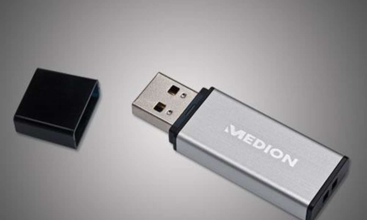 Medion 16 GB USB Stick P89032
