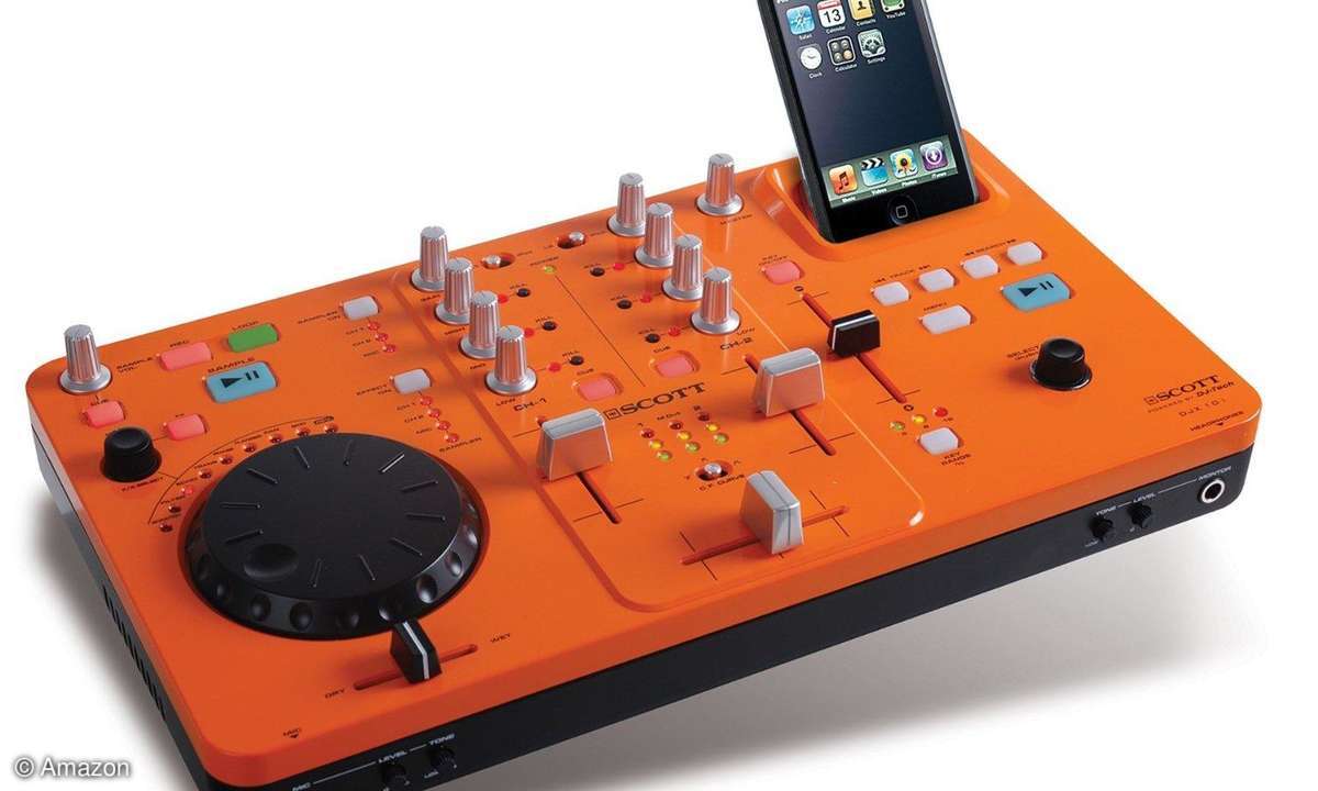 Scott-Mischpult mit eingestecktem Smartphone, Scott DJX 10i