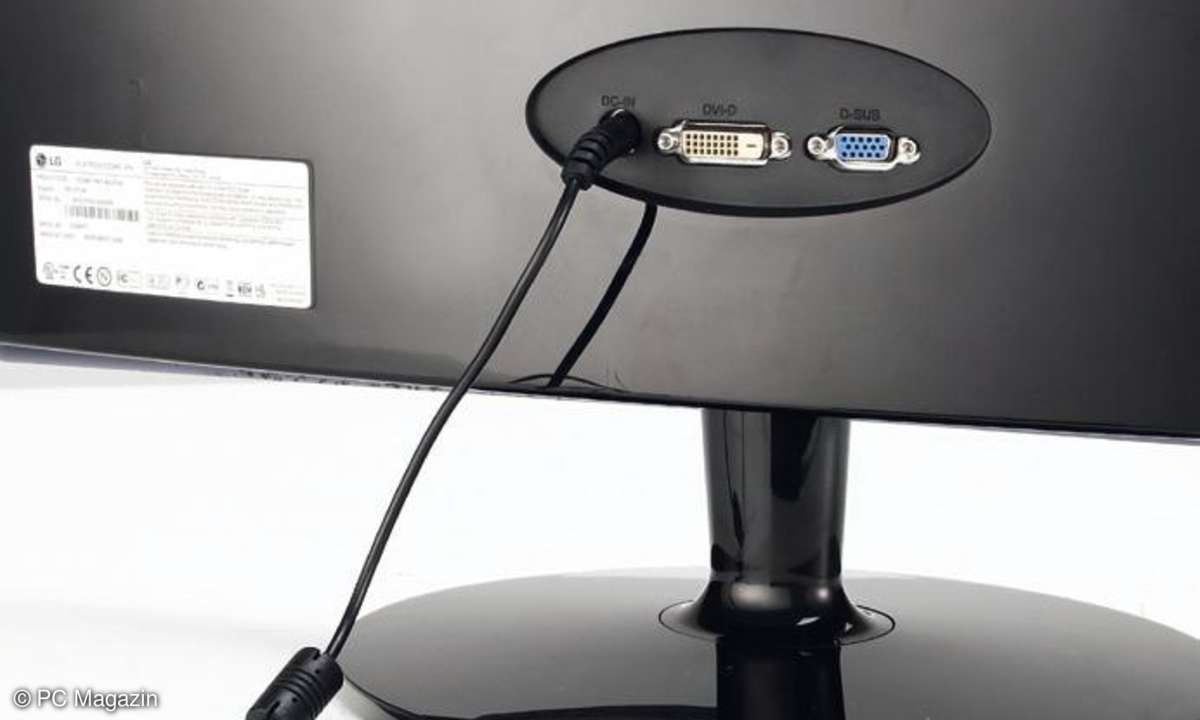 LG E2240T