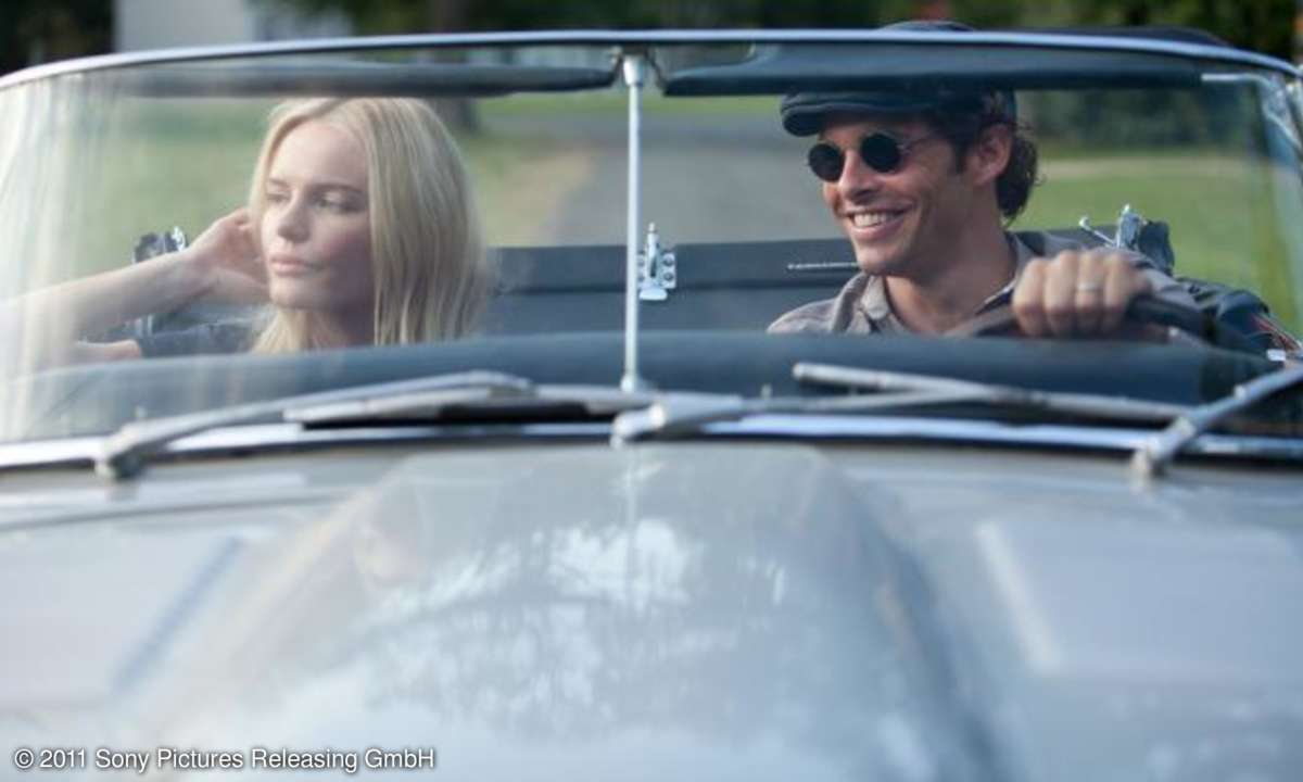 Schauspielerin Amy (Kate Bosworth) und Drehbuchautor David (James Marsden) freuen sich auf das idyllische Landleben.