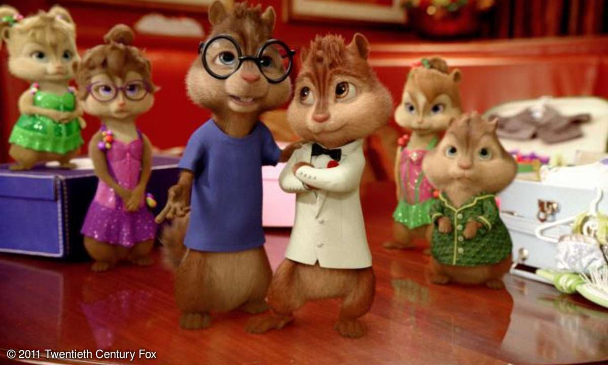 Die Chipmunks und die Chipettes machen diesmal ein Kreuzfahrtschiff unsicher - singend, natürlich.