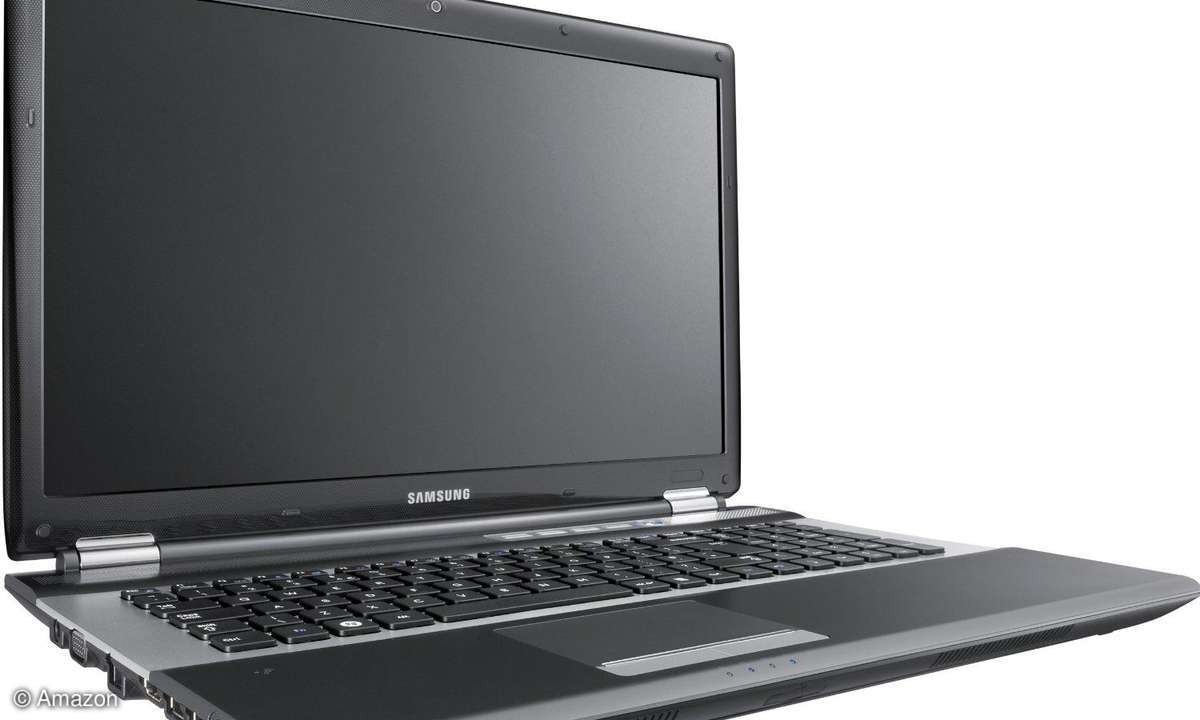 Samsung RF711 S0C Notebook, aufgeklappt