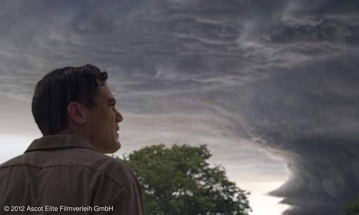 Ein Sturm zieht auf, aber nur Curtis (Michael Shannon) weiß um den drohenden Weltuntergang.