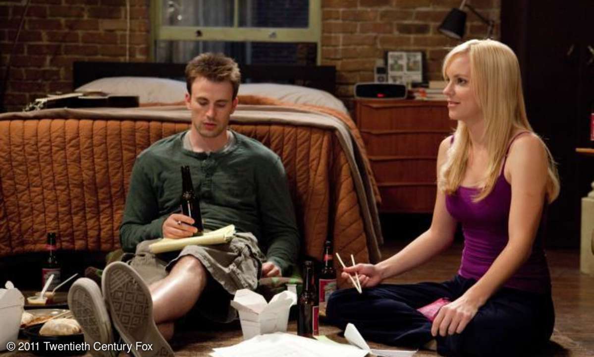 Womanizer Colin (Chris Evans) soll Ally (Anna Faris) dabei helfen, den perfekten Ex zum Mann fürs Leben zu machen.