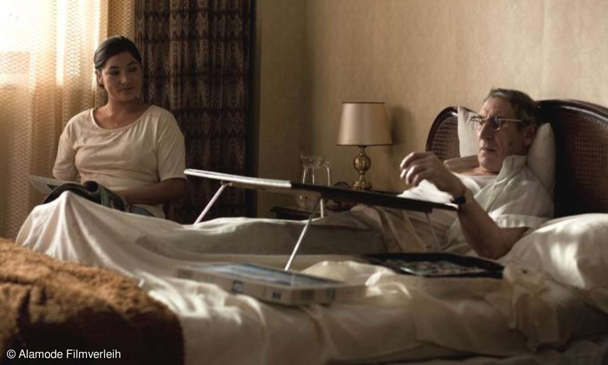 Marcela (Magaly Solier) begleitet Amador (Celso Bugallo) in den Tod - und darüber hinaus.