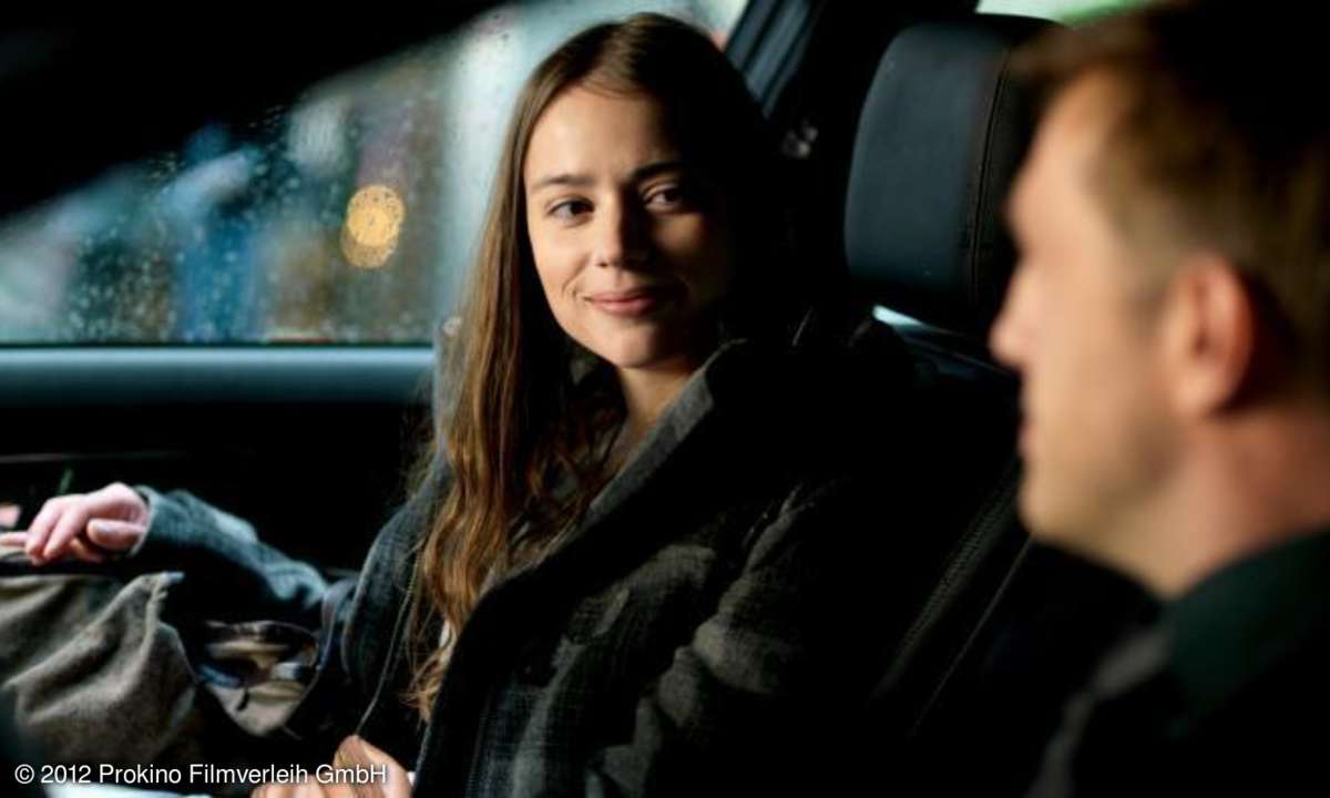 Anna (Gabriela Marcinkova) findet schnell Gefallen an Sergej (Vladimir Vdovichenkov).